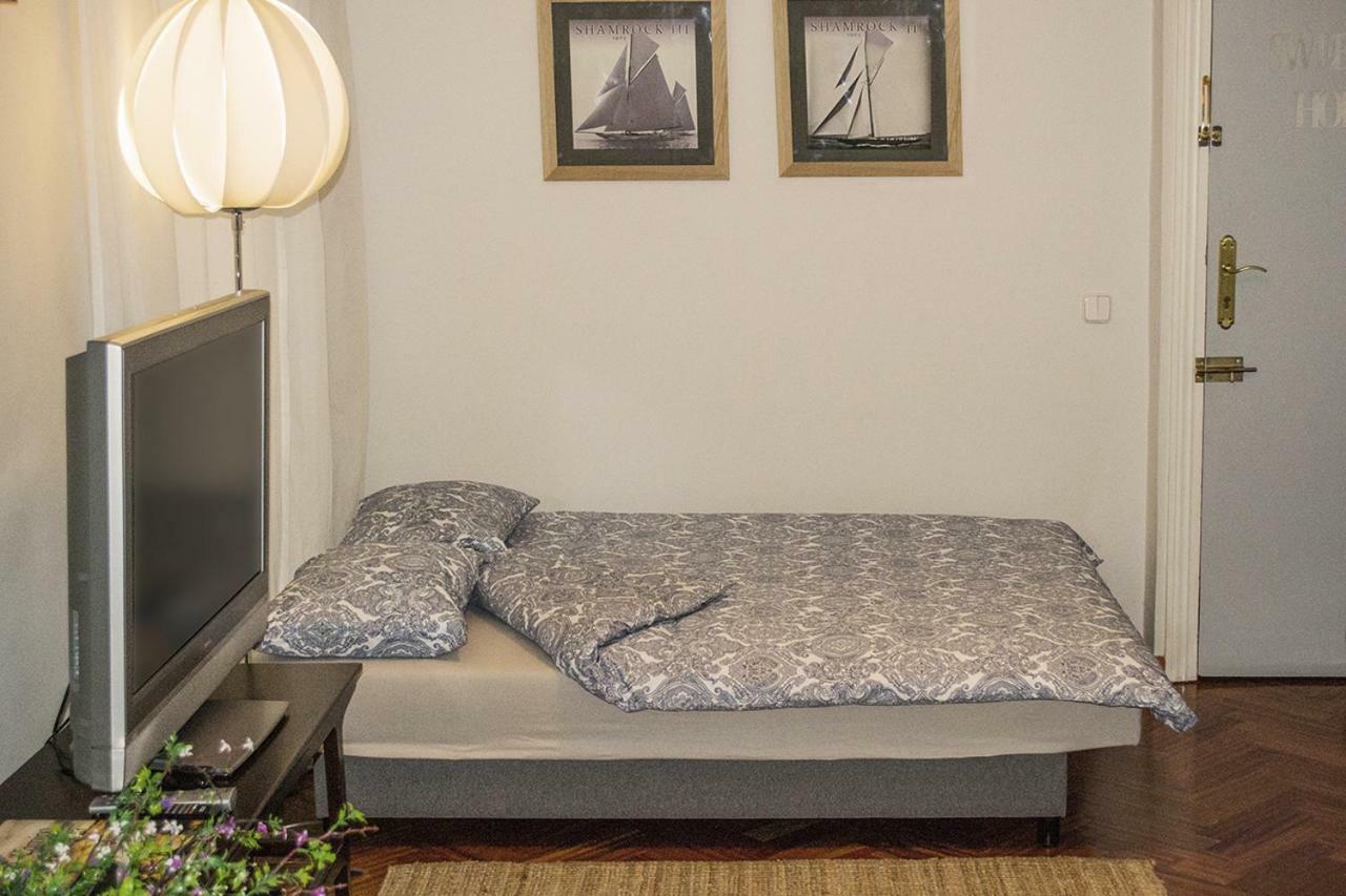 Elegante Piso Junto Al Museo Del Prado Apartment Madrid Ngoại thất bức ảnh