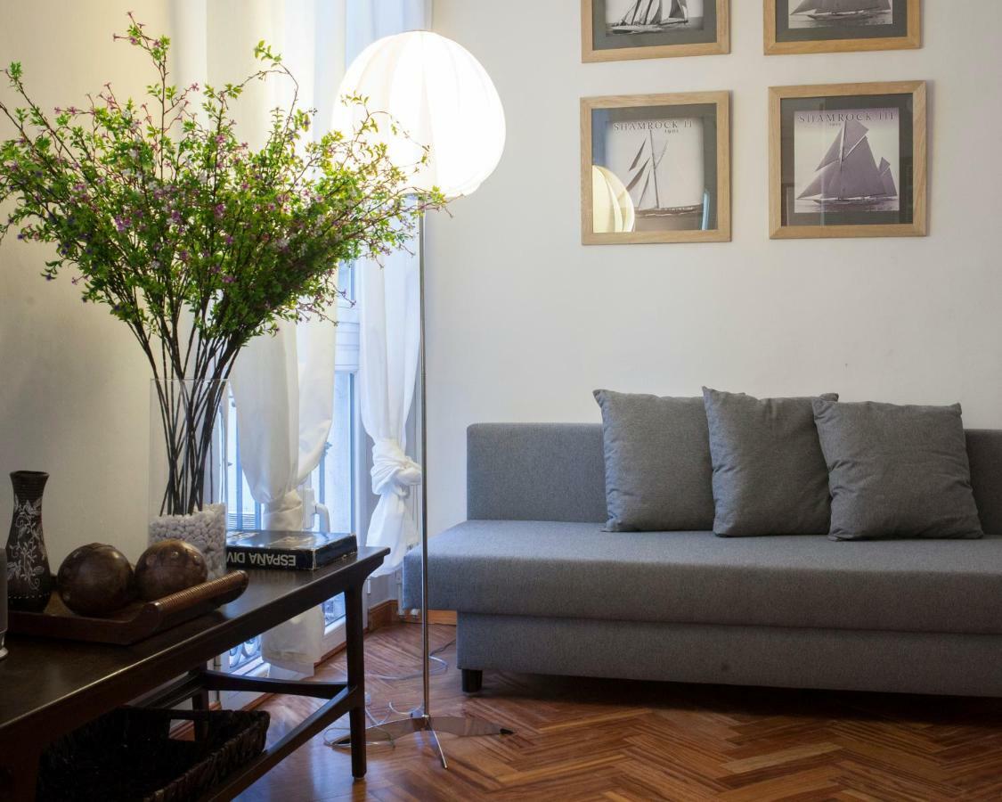 Elegante Piso Junto Al Museo Del Prado Apartment Madrid Ngoại thất bức ảnh